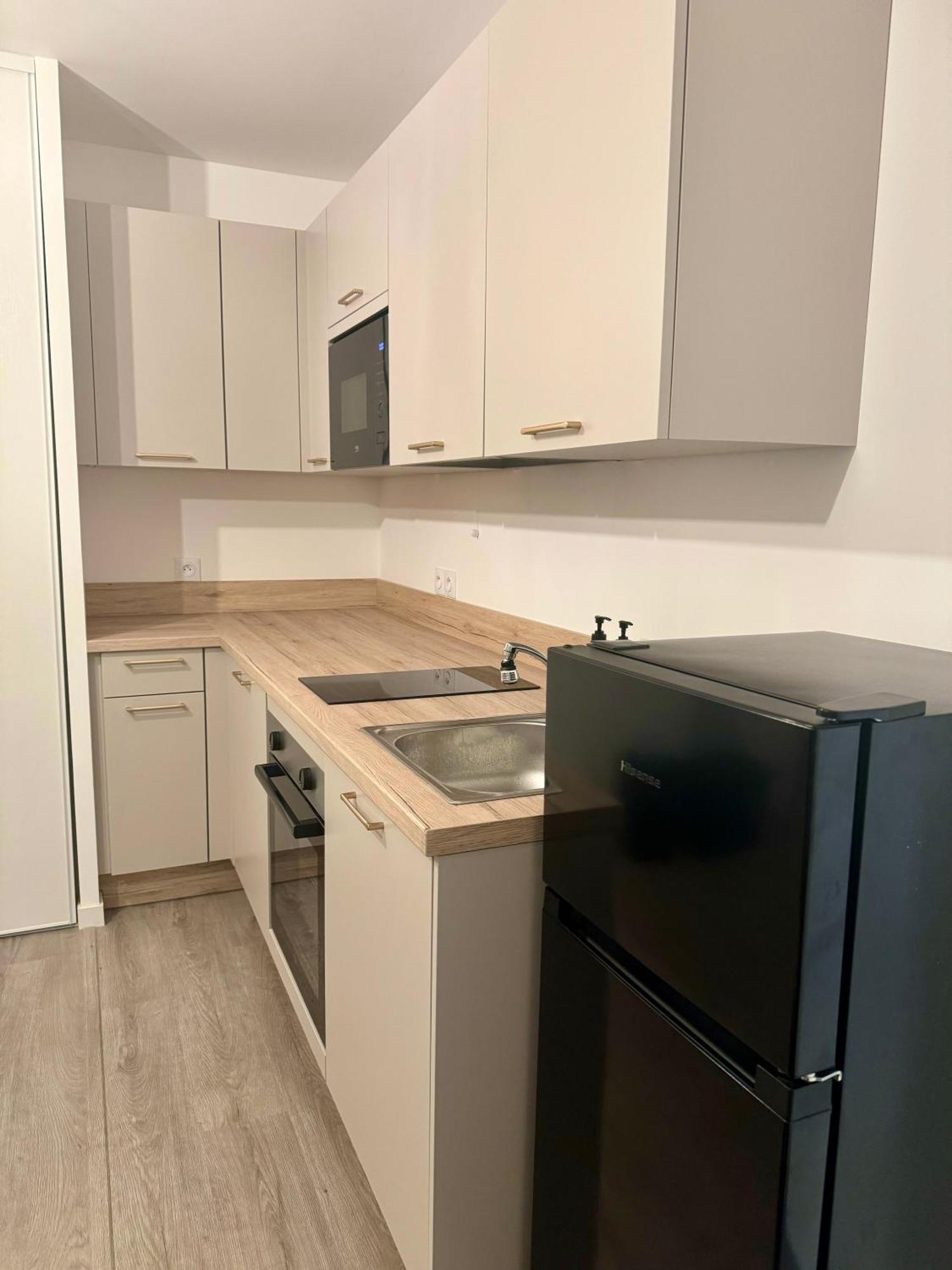 Studio Moderne Et Tout Equipe, Proche Du Rer, Paris & Aeroport D'Orly En 20 Min, Lit Bebe Sur Demande Vitry-sur-Seine Esterno foto